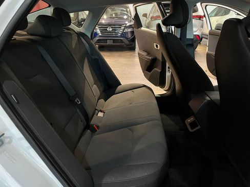 Used 2025 Kia K4 FWD image 36