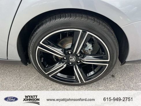 Used 2024 Honda Accord Sport image 11