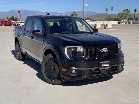 New 2026 Ford Maverick Lobo AWD/4WD image 3