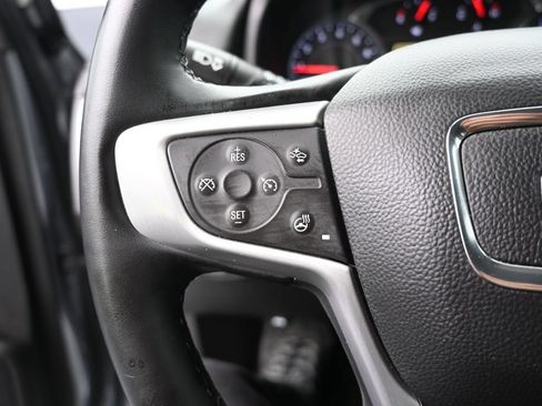 Used 2024 GMC Terrain SLT AWD/4WD image 16