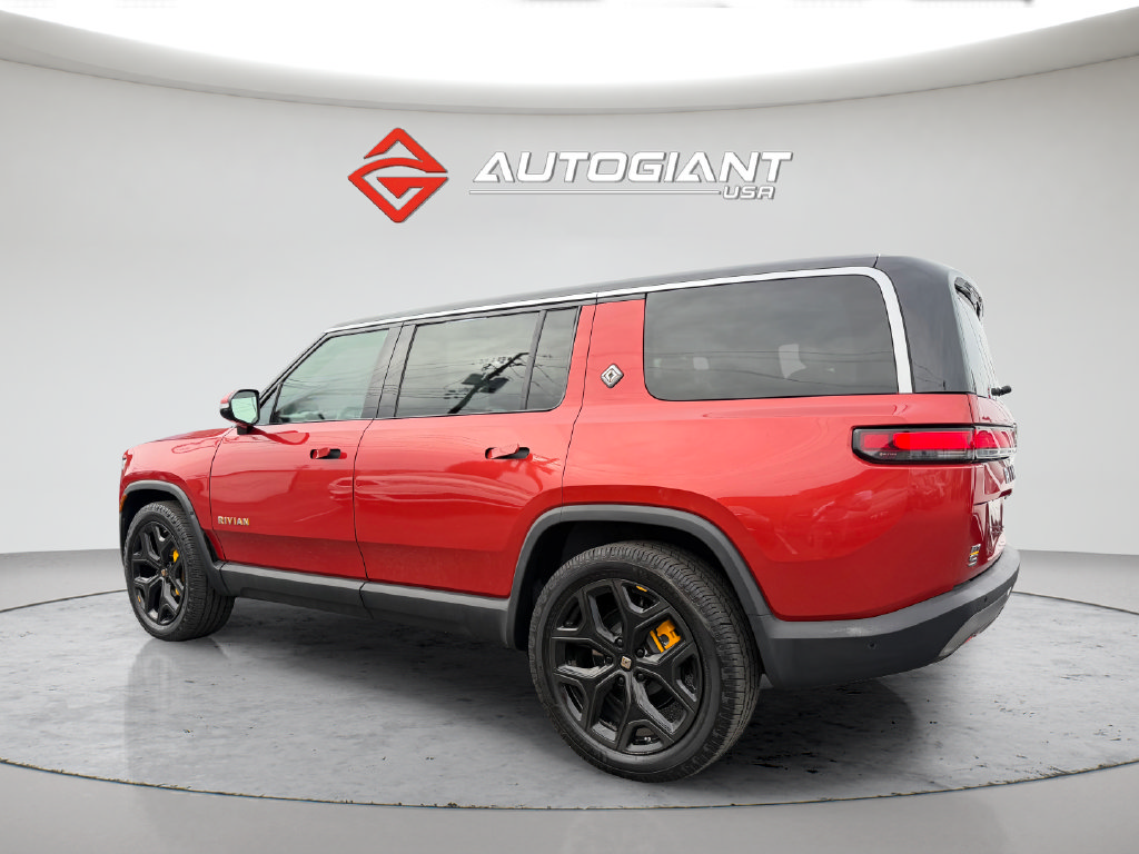 Used 2022 Rivian R1S Launch Edition Quad AWD/4WD image 3
