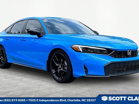 Used 2025 Honda Civic Sport image 1