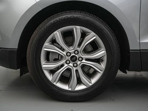 Certified 2024 Ford Edge Titanium AWD/4WD image 10