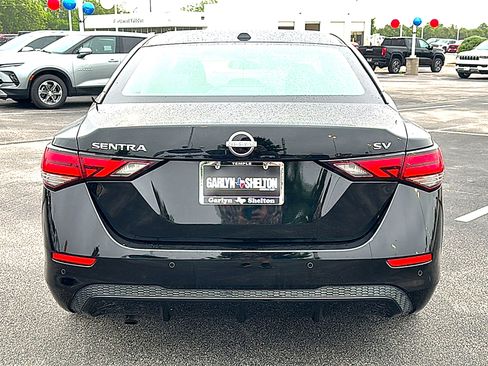 Used 2024 Nissan Sentra SV FWD image 7