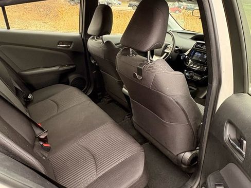 Used 2017 Toyota Prius Four image 14