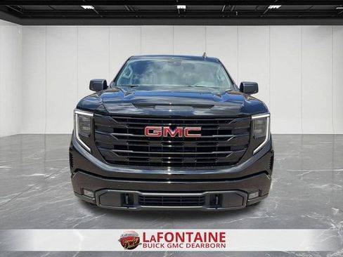 Used 2024 GMC Sierra 1500 Elevation AWD/4WD image 3