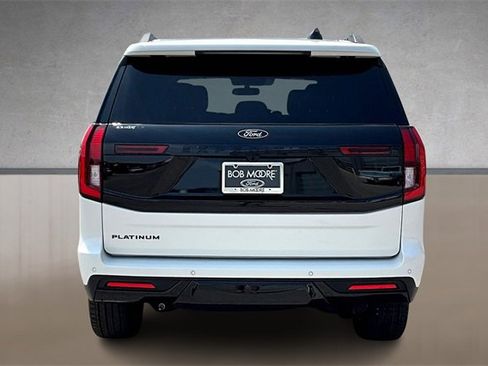 New 2025 Ford Expedition Platinum w/ Stealth Performance Package image 4