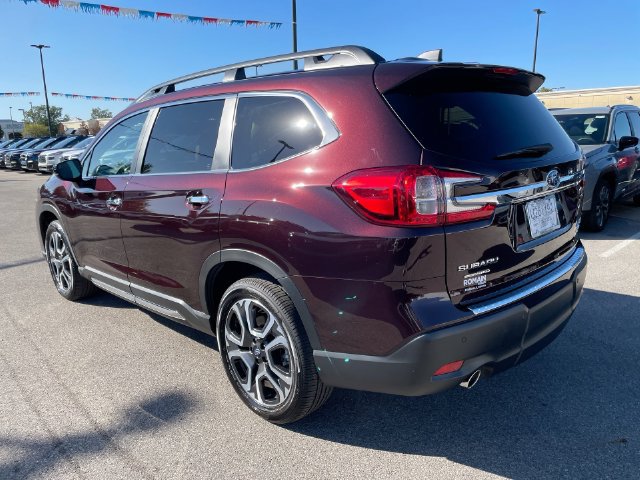 Used 2026 Subaru Ascent Touring AWD/4WD image 3
