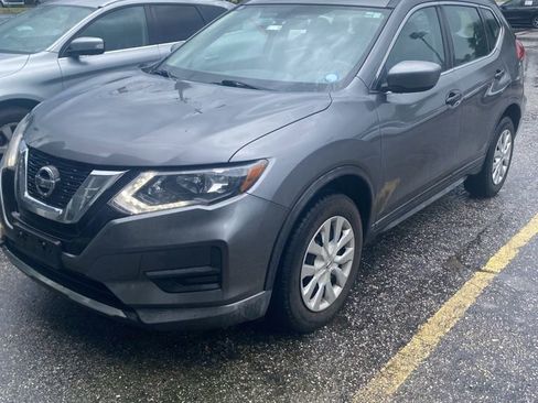 Used 2017 Nissan Rogue S AWD/4WD image 1