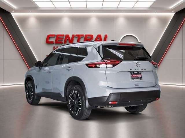 New 2026 Nissan Rogue Dark Armor FWD image 4