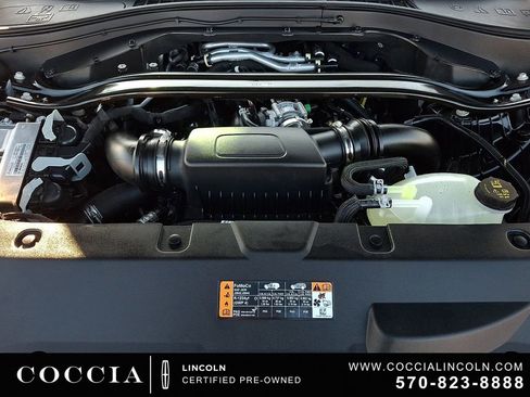 Certified 2025 Lincoln Aviator AWD image 27