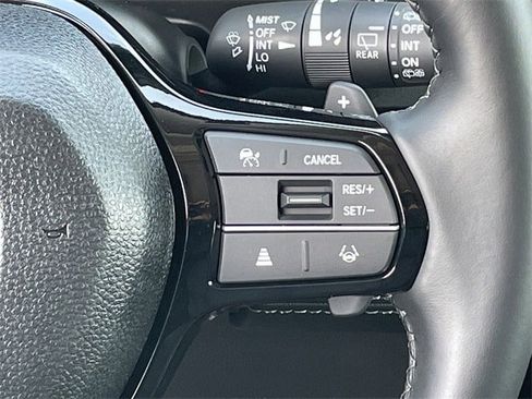 New 2025 Honda Pilot Touring image 14