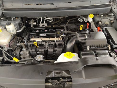 Used 2020 Dodge Journey Crossroad FWD image 30
