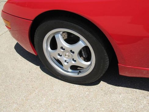 Used 1995 Porsche 968 Coupe RWD image 19