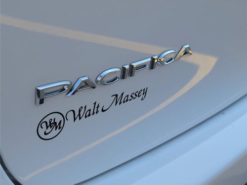 New 2027 Chrysler Pacifica LX FWD image 6