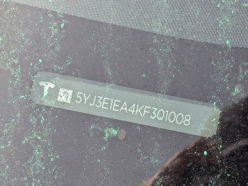 Used 2019 Tesla Model 3 Standard Range Plus RWD image 13
