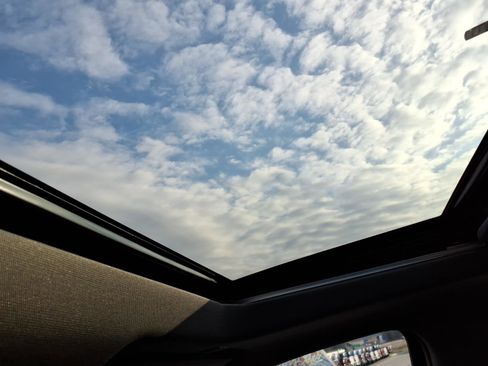 Used 2022 GMC Sierra 3500 Denali w/ Denali Black Diamond Edition image 22