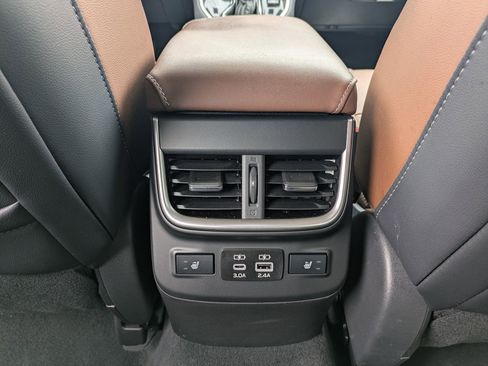 Used 2023 Subaru Outback Touring image 23