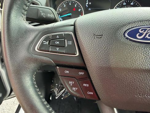 Used 2020 Ford EcoSport SES w/ SES Black Appearance Package image 24