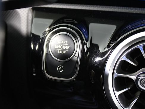 Used 2025 Mercedes-Benz CLA 250 4MATIC image 24
