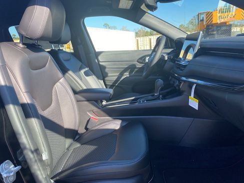 New 2026 Jeep Compass Latitude image 13