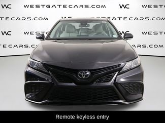 Used 2021 Toyota Camry SE w/ Convenience Package FWD video 2