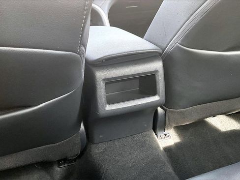 Used 2023 Toyota Camry SE image 33