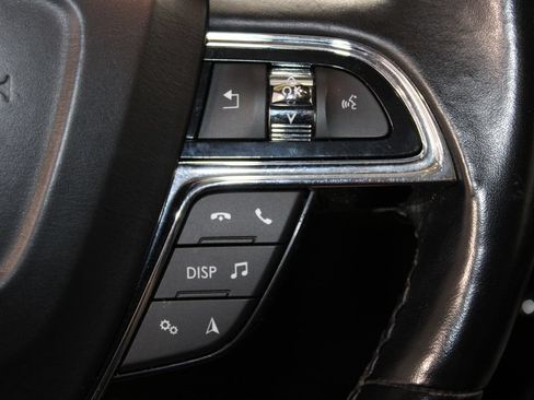 Used 2022 Lincoln Nautilus Reserve AWD/4WD image 38