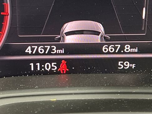 Used 2020 Audi Q5 e Premium Plus w/ Premium Plus Package image 40