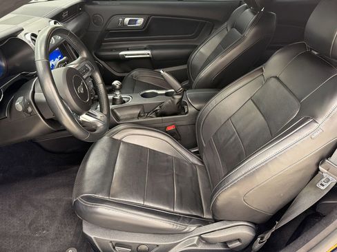 Used 2020 Ford Mustang GT Premium w/ GT Performance Package RWD image 5