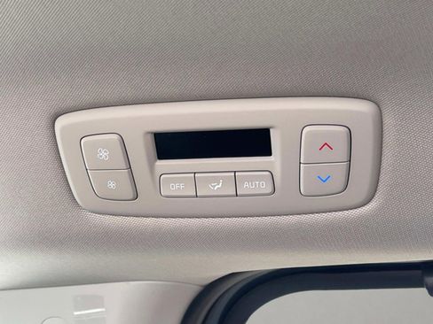 New 2025 Kia Carnival SX Prestige image 18