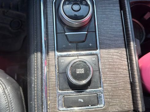 Used 2019 Ford Expedition Max Limited AWD/4WD image 13
