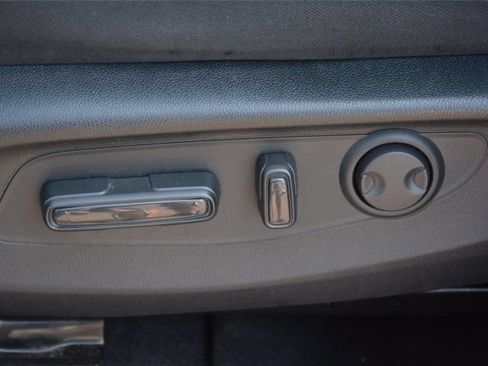 Used 2023 Honda CR-V EX image 7