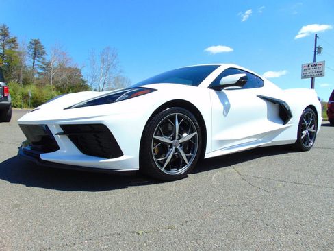 Used 2022 Chevrolet Corvette Stingray Preferred Cpe w/ Z51 Performance Package image 24