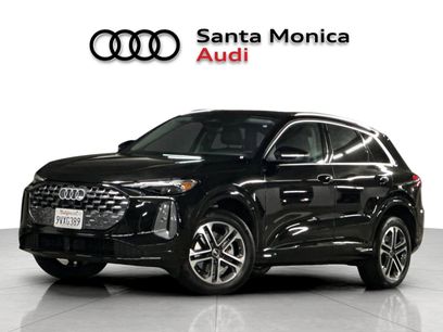 Used 2025 Audi Q5 Premium w/ Convenience Package