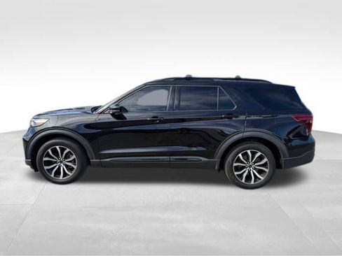 Used 2020 Ford Explorer ST image 4