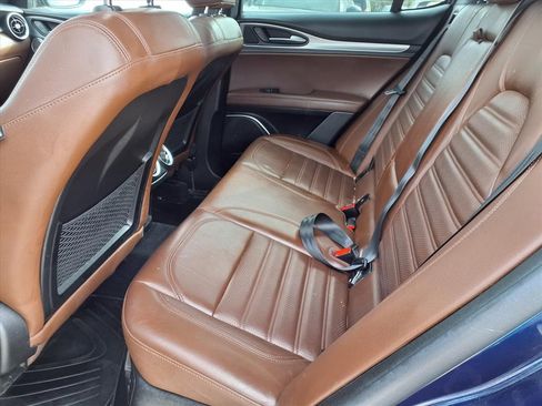 Used 2018 Alfa Romeo Stelvio Ti Sport image 10