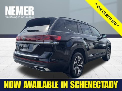 Used 2024 Volkswagen Atlas SE AWD/4WD image 7