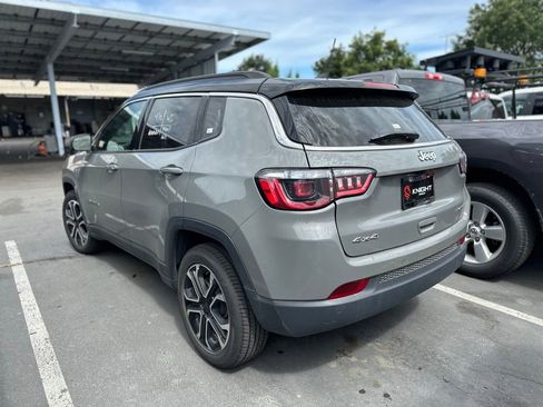 Used 2024 Jeep Compass Limited AWD/4WD image 4