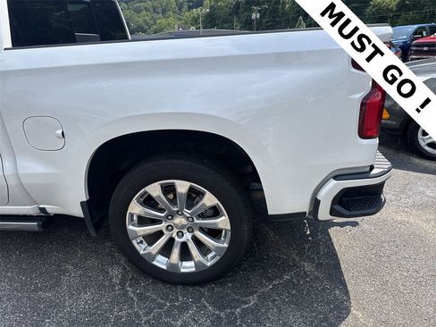 Used 2021 Chevrolet Silverado 1500 High Country image 11