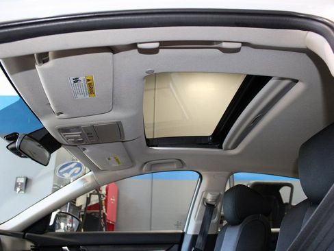 Used 2021 Honda Accord EX image 41