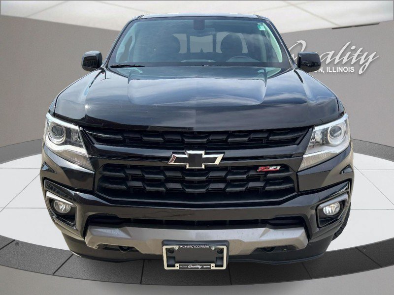 Used 2022 Chevrolet Colorado Z71 w/ Z71 Midnight Edition AWD/4WD image 11