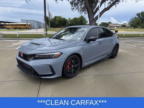 Used 2025 Honda Civic Type R image 3