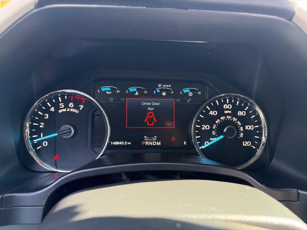 Used 2019 Ford F150 Lariat w/ Equipment Group 502A Luxury AWD/4WD image 19