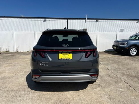 New 2026 Hyundai Tucson Limited FWD image 4