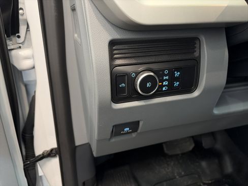 Used 2024 Ford F250 XL w/ 360-Degree Camera Package image 17