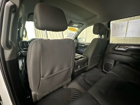 Certified 2025 Chevrolet Silverado 1500 LT image 25