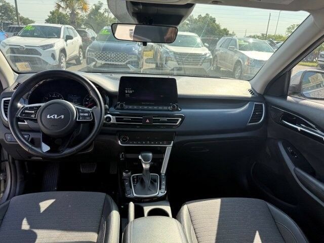 Used 2023 Kia Seltos Nightfall Edition AWD/4WD image 15