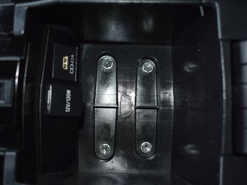 Used 2020 Toyota Corolla SE image 30