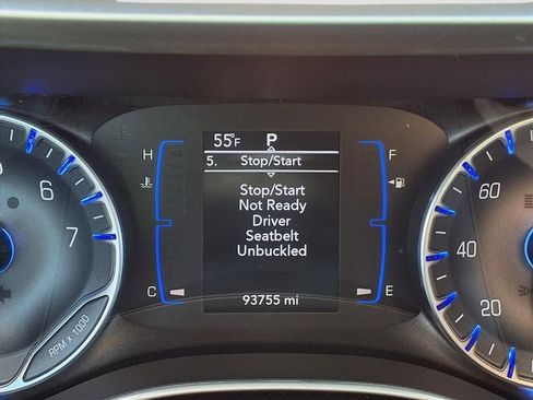 Used 2020 Chrysler Voyager Lxi image 19